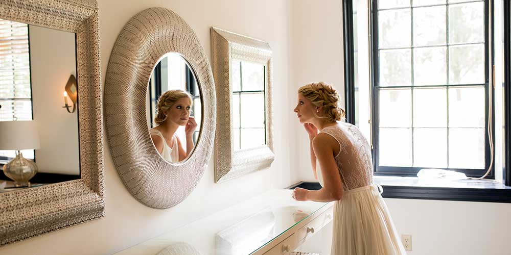 Lancaster-Rustic Wedding bride prepares